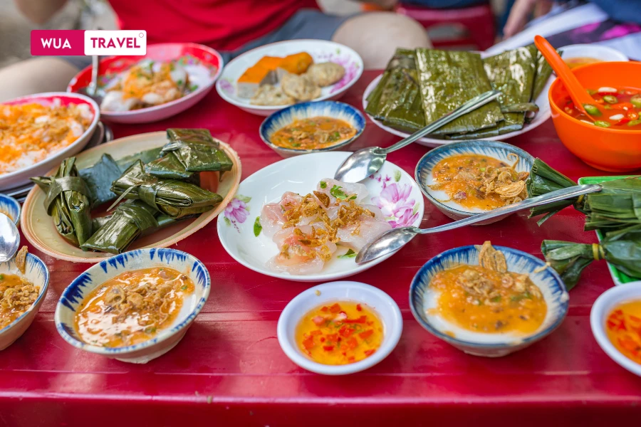 Banh Beo - Hue's charming bite-sized specialty dish