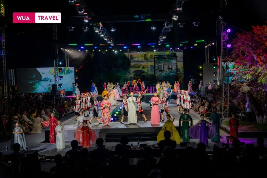 Graceful ao dai flutter in the Hue Festival, adding elegance to the ancient capital's charm.