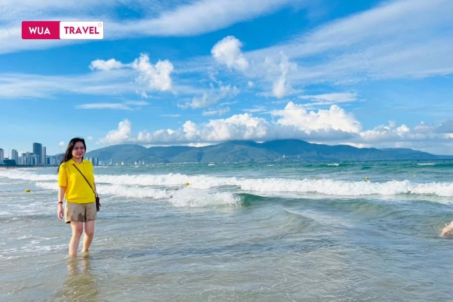 My Khe Beach blue water - crystal clear turquoise waves of central Vietnam coast