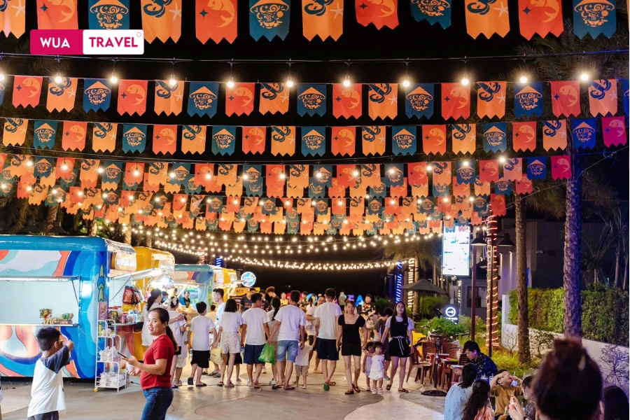 Van Don Night Market – a vibrant scene on the island coast.