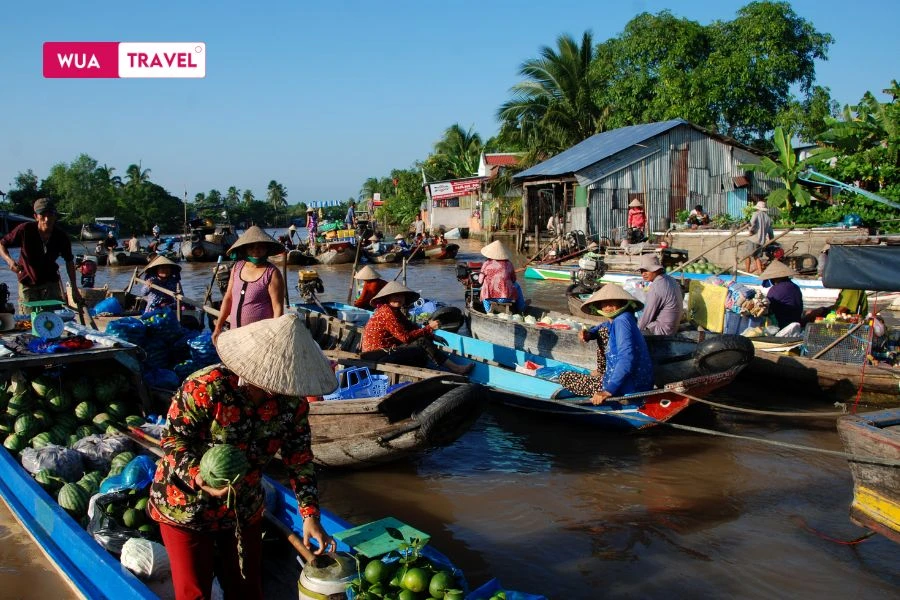 Cai Rang Floating Market, Can Tho – a unique cultural gem of the Mekong Delta.