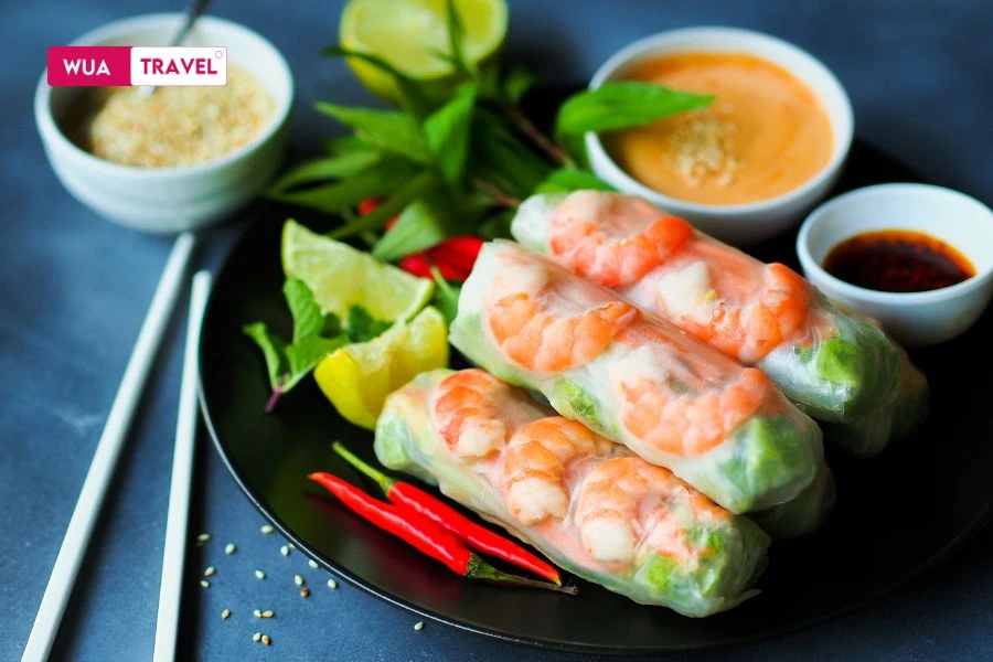 Fresh spring rolls – a refreshing and iconic dish of Vietnamese cuisine.